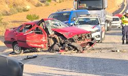 Nevşehir’de Trafik Faciası: Karacaşar-Çat Yolunda 1 Kişi Hayatını Kaybetti, 2 Kişi Hastaneye Kaldırıldı