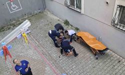 Samsun Atakum'da 42 Yaşındaki Kuaför Esra Ş., Balkondan Düşerek Hayatını Kaybetti