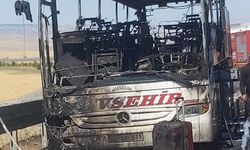 Son Dakika Ankara: Yolcu Otobüsü Seyir Halindeyken Alev Aldı, Yolcular Canını Zor Kurtardı!