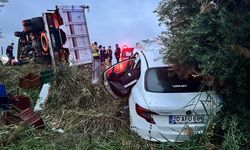 Manisa Alaşehir’de Yağmurun Ardından Gelen Faciada Kamyonet Devrildi: 2 Ölü, 3 Yaralı