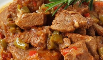 Tas Kebabı Gerçek Lezzetine Nasıl Kavuşur? Usta Aşçıların Tarifine Göz Attınız mı?