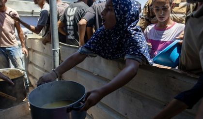 Açlık Gazze’yi Esir Aldı: 24 Saatte 86 Kişi Açlıktan Hayatını Kaybetti! 2 Milyondan Fazla Kişi Ölüm Tehlikesiyle Karşı Karşıya, Yardım Kapıları Kapalı