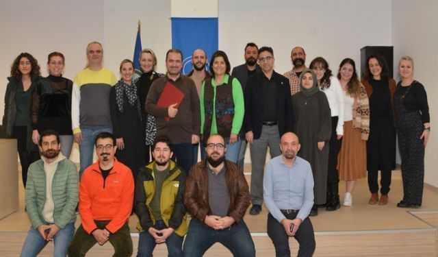 Eğitim Fakültesinde ’İki kere farklı bireyler’ konusu konuşuldu