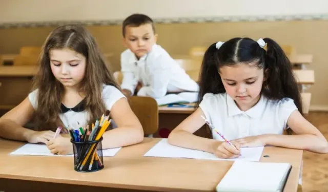 "MEB'den Yeni Düzenleme, Yaz Tatilleri Kısalacak Mı?