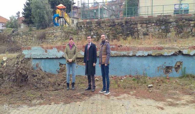 Sarıgöl’de bir okulun daha yıkımı gerçekleştirildi