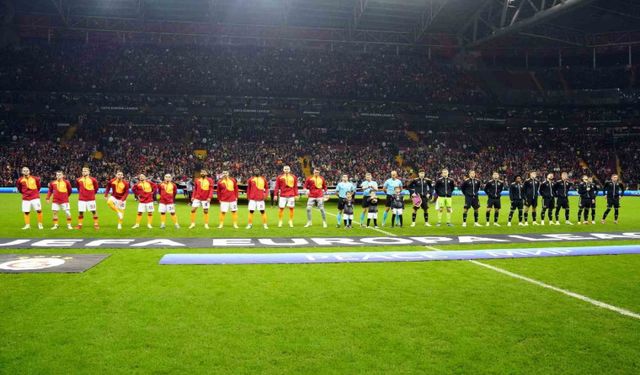 UEFA Avrupa Ligi: Galatasaray: 0 - Sparta Prag: 0 (Maç devam ediyor)