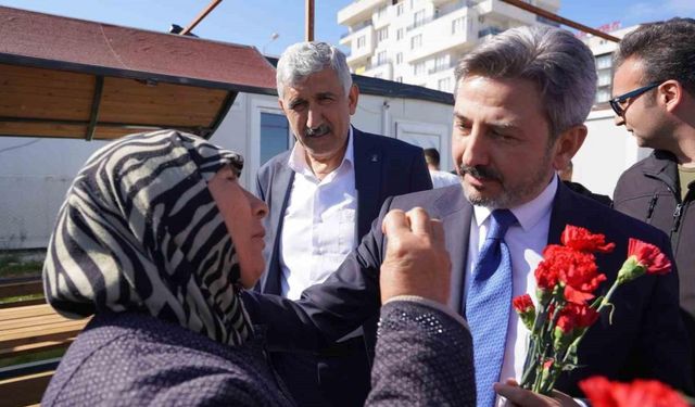 Bakan Yardımcısı Aydın, deprem mağduru kadınları unutmadı