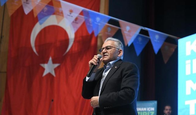 Başkan Büyükkılıç: “Sevdamız şehrimize, sevdamız insanımıza, sevdamız ay yıldızlı Türk bayrağımıza”