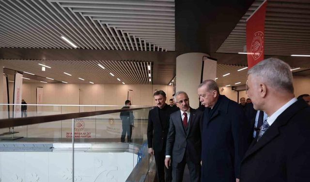 Cumhurbaşkanı Erdoğan: "İstanbul’da raylı sistem ağlarını 348 kilometreye çıkarıyoruz"