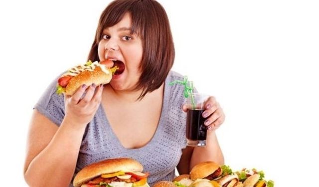 Asitli İçeceklerin Gizli Tehlikeleri: Obezite ve Daha Fazlası