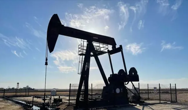 Petrol Piyasasında Fırtına Öncesi Sessizlik: OPEC+ Üretim Artışı Sonrası Uzmanlar Fiyatların Çökebileceğini Öngörüyor