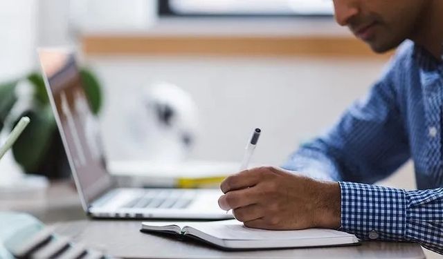 KPSS’li ve KPSS’siz memur alımları başladı mı, hangi kurumlar kamu personeli alacak, başvuru şartları ve tarihleri neler?