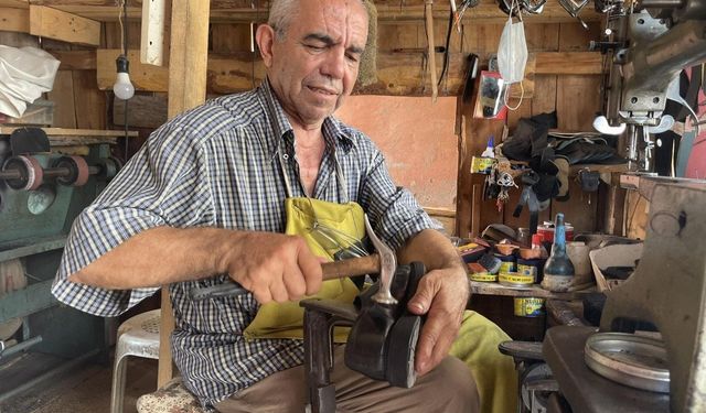 Ahşap Kulübede 64 Yıllık Ayakkabı Tamirciliği: Sezai Avşar'ın Azmi