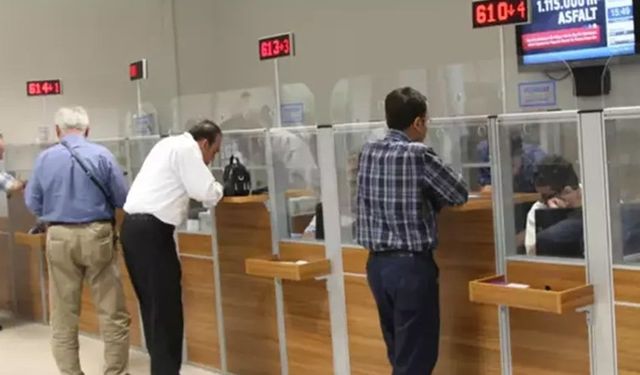 2 Nisan’da bankalar işlem yapacak mı, hangi tarihte hizmete başlayacak? Özel ve kamu bankalarının tatil sonrası çalışma düzeni nasıl olacak?