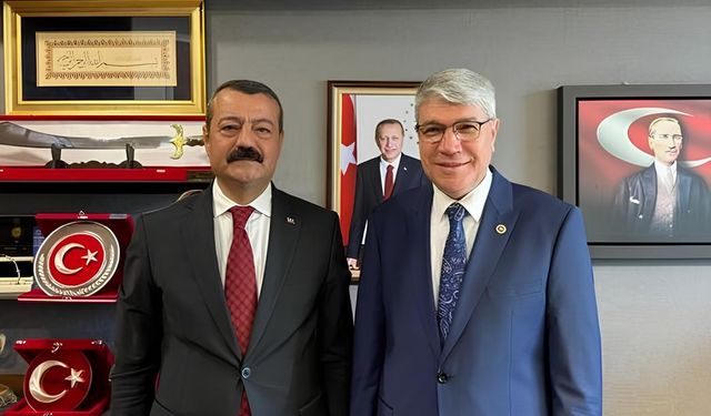 Yarbaşı’nda Gönül Belediyeciliği Öne Çıktı: “Vatandaş Soruyor, Başkan Cevaplıyor” Buluşmasında Ökkeş Aksoy Soruları Samimiyetle Yanıtladı