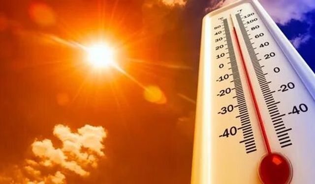 İstanbul'da 40 Derece Sıcaklık Uyarısı! Akdeniz ve Ege'de Sıcaklık 45 Dereceyi Aşacak!