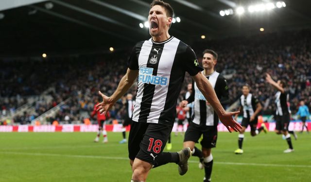 Aston Villa - Newcastle maçı şifresiz mi yayınlanacak? Aston Villa - Newcastle maçı ne zaman, hangi kanalda, saat kaçta ve nereden izlenir?