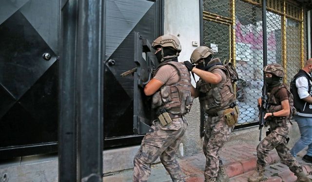 Ankara’da FETÖ/PDY ve DEAŞ şüphelilerine yönelik yeni soruşturma dalgası: 18 kişiye gözaltı kararı çıktı