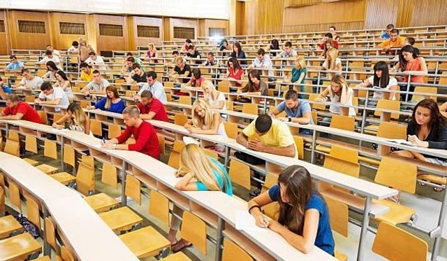 DGS 2025 Başvuruları Ne Zaman Alınacak, Geç Başvuru Tarihleri Hangi Günlere Denk Geliyor ve ÖSYM Takvimine Göre Dikey Geçiş Sınavı Hangi Tarihte Yapılacak?