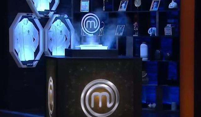 Şırdancı Mehmet, THY Kara Listesine Girmesinin Ardından İlk Yolculuğunu Yaptı ve Paylaştığı Video ile Sosyal Medyada Gündem Oldu   MasterChef Türkiye’deki performansı ile adını duyuran ve özellikle Şırdan yemeği ile tanınan Mehmet Sur, geçtiğimiz yıllarda