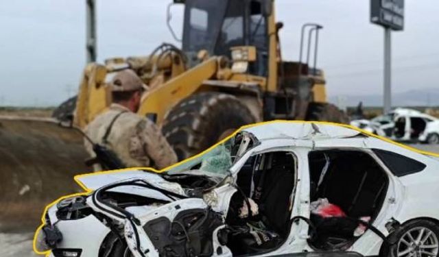 İslahiye’de İş Makinesi ile Çarpışan Otomobildeki Felakette 1 Ölü, 4 Yaralı: Kaza Neden Oldu?