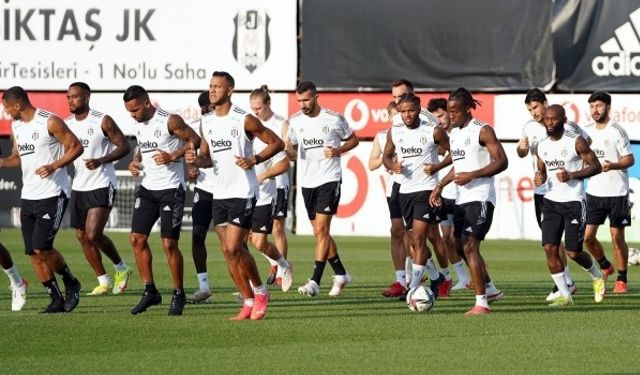 Göztepe - Beşiktaş maçı şifresiz mi yayınlanacak? Göztepe - Beşiktaş maçı ne zaman, hangi kanalda, saat kaçta ve nereden izlenir?