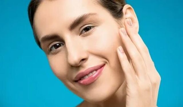 Cilt Güzelliğini Artıran 5 Temel Besin: Hangi Vitaminler ve Mineraller Cildinize Işıltı Katar?