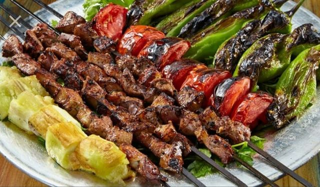Ramazan Sonrası Vücudunuzu Şaşırtmadan Normal Beslenmeye Nasıl Geçersiniz?