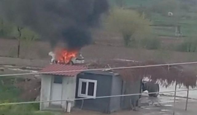 Osmaniye Düziçi'nde Otomobil Yangını! Sürücü Son Anda Kurtuldu