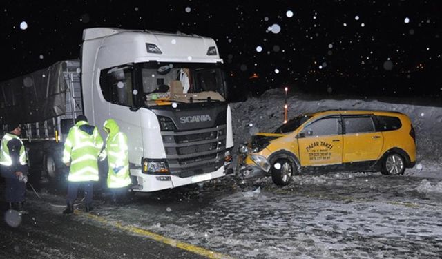 Kahramanmaraş'ta  Edebiyat Yolu’nda Yaşanan Kazalar Tesadüf mü, İhmalkârlık mı? 1 ölü, 3 yaralı