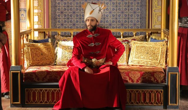 Rüyada Padişah Görmek Ne Anlatmak İstiyor? Hayatınıza Yön Verecek Mesajlar Neler?