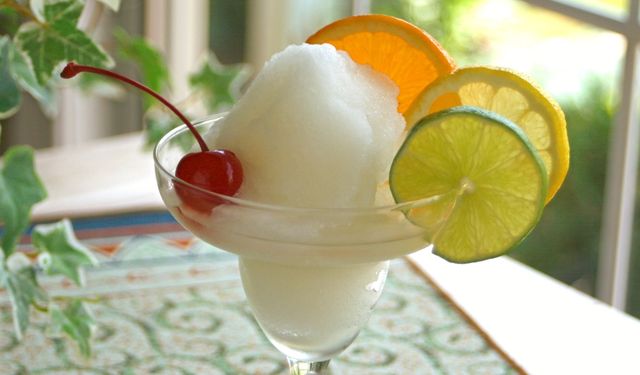 Sadece 5 Dakikada Hazırlanıyor! Limonata Dondurması Evde Nasıl Yapılır?