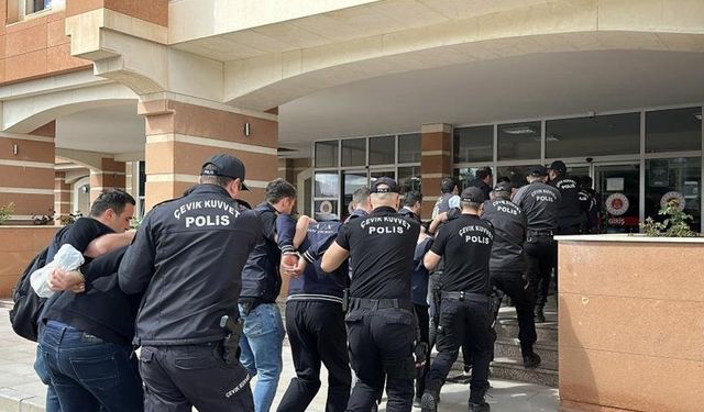 400'den Fazla Kişinin Kimliği Kullanıldı: Türkiye'de Yasa Dışı Bahisle 700 Milyon Lira Vurgun Yapan Şebeke Yakalandı