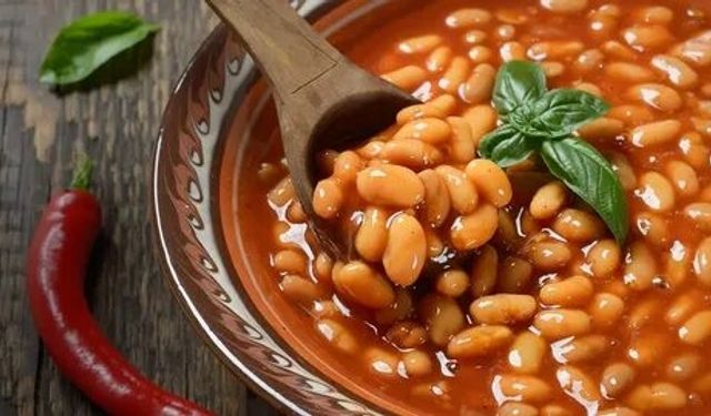 LOKANTA USULÜ; Kuru Fasulyenin Sırrı Ve Lezzeti İçin Kuru Fasulye Nasıl Pişirilmeli?
