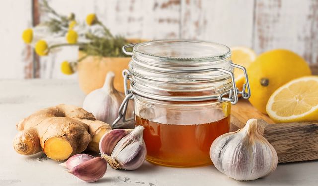 TIKALI DAMARLARI AÇAN; Mucize Karışım Günde Sadece 1 Kaşıkla Damarlarınızı Temizleyebilir misiniz?