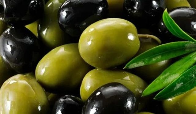 Rüyada Zeytin Yemek Size Hangi Sırları Fısıldıyor? Bilmeniz Gerekenler!