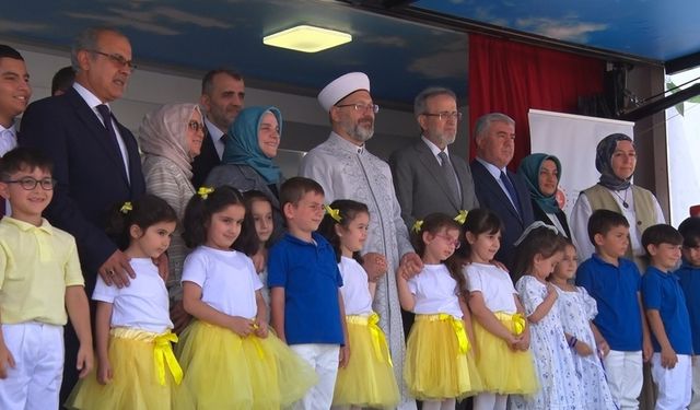 Gezici Mobil Kur’an Kursu Projesi Başladı: Ali Erbaş “Çağın Gereksinimlerine Uygun Eğitimle Çocuklarımızı Değerlerimize Bağlı Yetiştireceğiz”