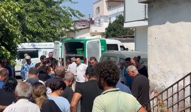 Mersin’de Çıkan Yangında 2 Çocuk Annesi Kadın Hayatını Kaybetti, Yangının Benzin Bidonlarından Çıktığı İddia Ediliyor