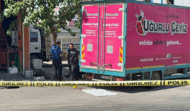 Gaziantep’te Yürek Yakan Olay! 9 Yaşındaki Emine Berut Kamyonetin Altında Hayatını Kaybetti