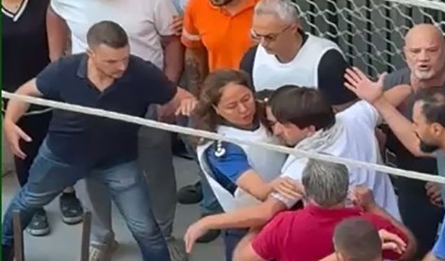 İzmir Balçova’da Dehşet Anları!  2 Polisi Şehit Eden Saldırgana Linç Girişimi