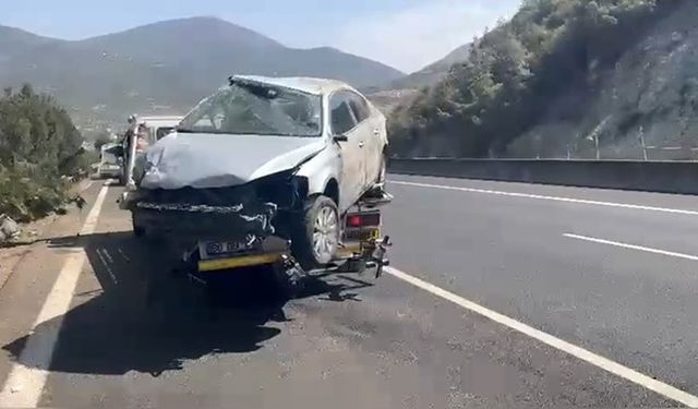Osmaniye’de Korkunç Kaza! Bariyerleri Aşan Otomobilde Mehmet Surun Hayatını Kaybetti, Bir Kişi Ağır Yaralı