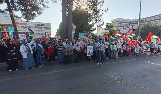 Osmaniye’de Filistin Destek Platformu, Küresel Sumud Filosuna Destek Yürüyüşü ve Basın Açıklaması Düzenledi