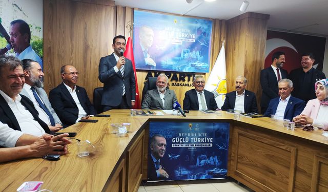 Osmaniye AK Parti Teşkilatı, Bahadır Yenişehirlioğlu ve Heyetini Ağırladı: Türkiye Yüzyılı Mesajları Osmaniye’den Yükseldi