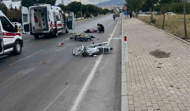 Afyonkarahisar’da tır faciası: Oğuzhan Samed E. ve Umut Can O. hayatını kaybetti