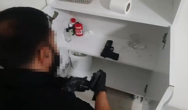 İzmir İl Emniyet Müdürlüğü Asayiş Ekiplerinden Eş Zamanlı Operasyon: 173 Aranan Şahıs Gözaltına Alındı