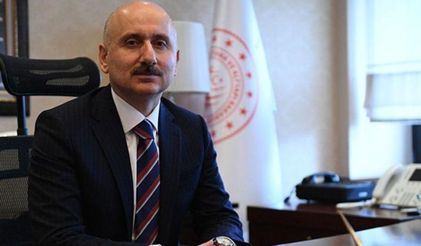 Eski Ulaştırma Bakanı ve AK Parti Trabzon Milletvekili Adil Karaismailoğlu, Kimdir, aslen nereli, kaç yaşında?