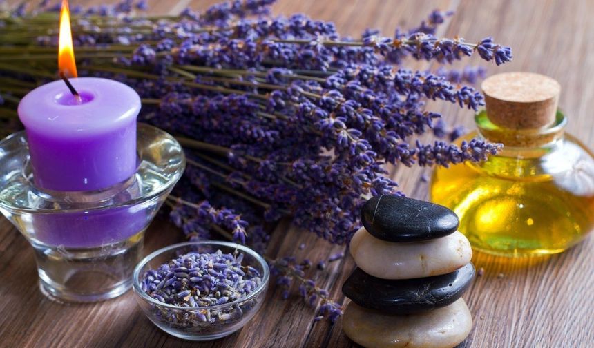 Aromaterapi ile Doğal Şifa: Bitkilerin Gücüyle Sağlıklı Yaşam Aromaterapi ile Evde Spa Keyfi