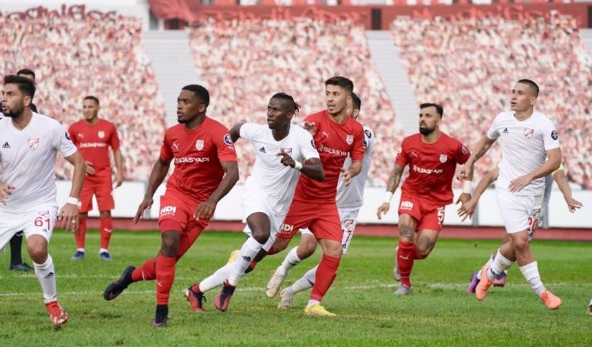 İstanbulspor - Boluspor maçı ne zaman, nerde, saat kaçta oynanacak? İstanbulspor - Boluspor maçı hangi kanalda canlı yayınlanacak? Trendyol 1. Lig Play Off