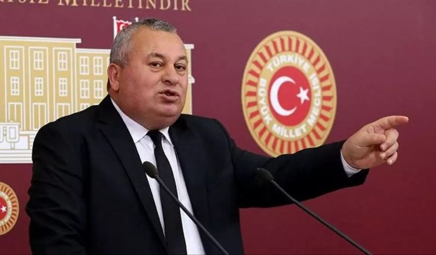 Demokrat Parti Kongresinde Tansiyon Yükseldi! İlay Aksoy'dan Sert İfadeler Dikkat Çekti: Cemal Enginyurt ve Salih Uzun Görevi Bırakabilir