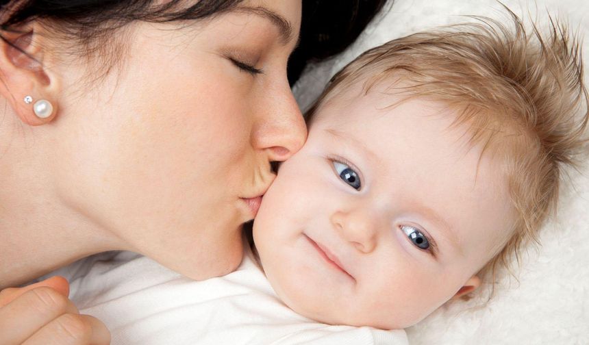 Ailelerin Yeni Umudu Doğum Desteği Mi Oldu? Başvurular Neden Zirve Yaptı?